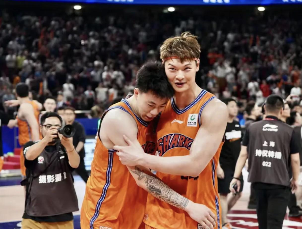 哈勒斯登男孩距NBA冠军一步之遥，已成系列赛标志