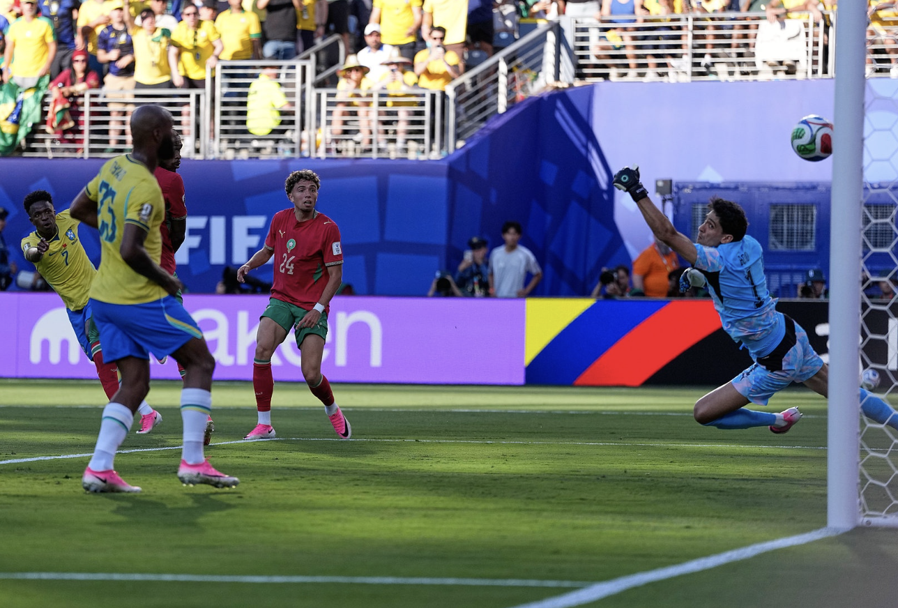 克罗地亚媒体开炮:我们被抢劫!FIFA保送葡萄牙 C罗靠施舍获最佳